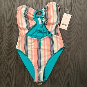 Maaji Bandeau swim- reversible. Brand new 🌴🌴🌴